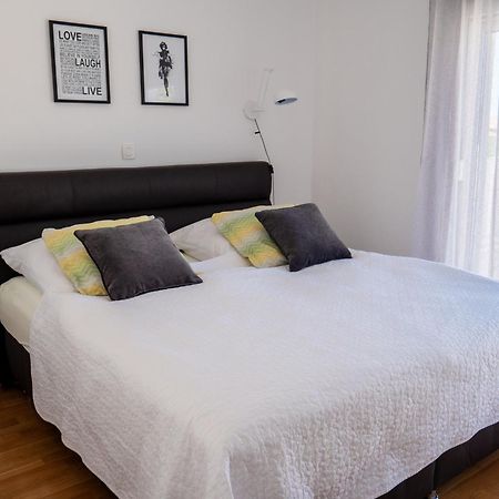 Maneni Villa Rogoznica  Dış mekan fotoğraf